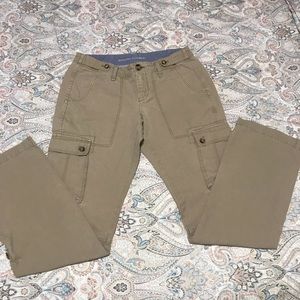 BANANA REPUBLIC KHAKI JEANS 💯% Cotton Size 6